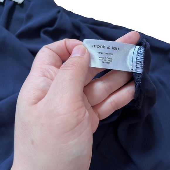 Monk & Lou Navy Blue Blouse Top Size Small - Picture 4 of 6